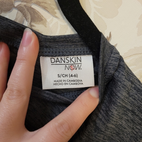 Danskin active top - size S - Picture 4 of 5